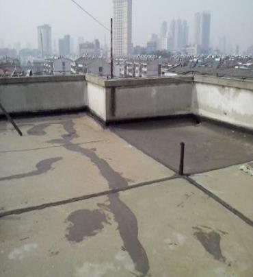 营口漏水维修 楼顶漏水是什么原因，楼顶漏水维修方法是什么?